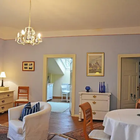 Gutshaus Gross Siemen Apartment Kropelin