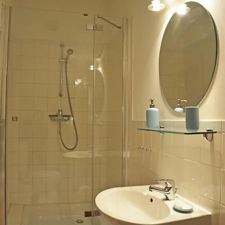 Apartment Gutshaus Gross Siemen Kropelin