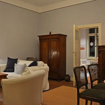 Apartment Gutshaus Gross Siemen Kropelin